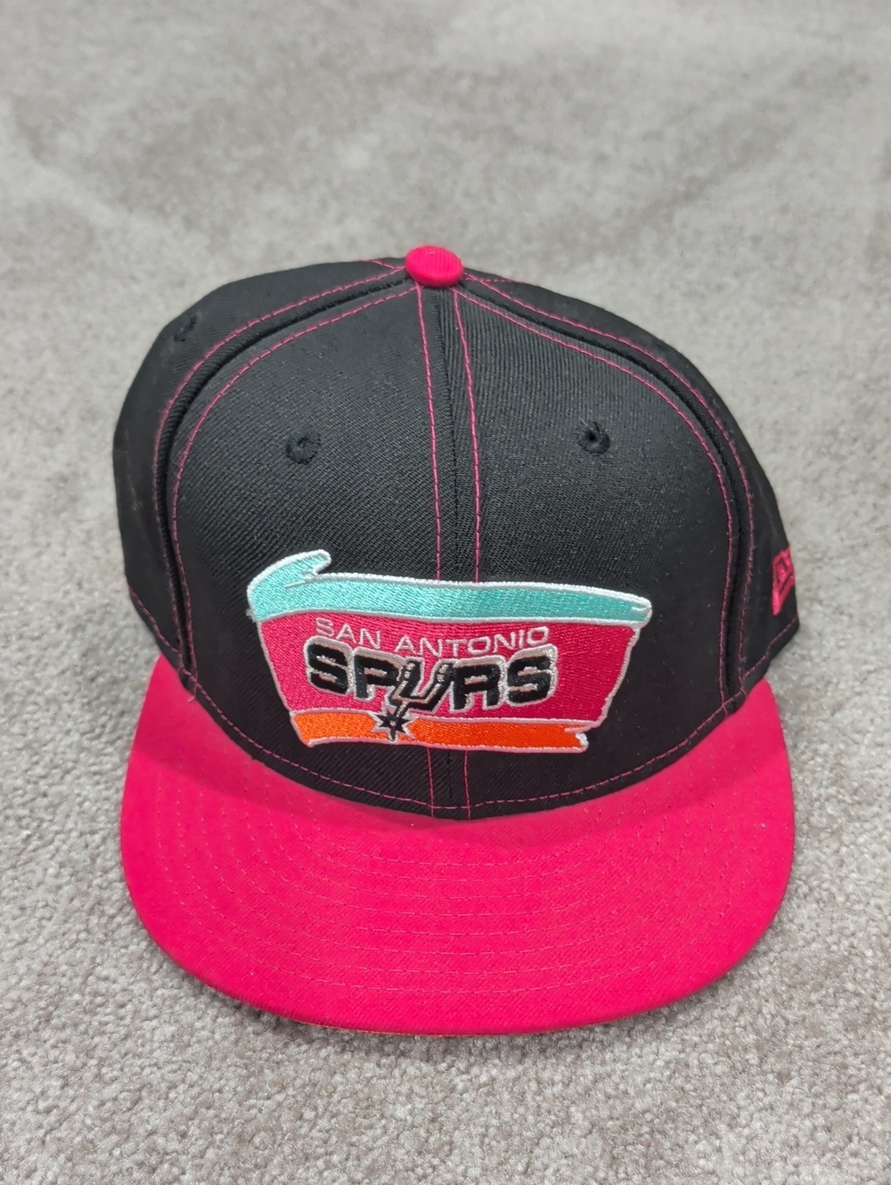 San Antonio Spurs Fitted Cap